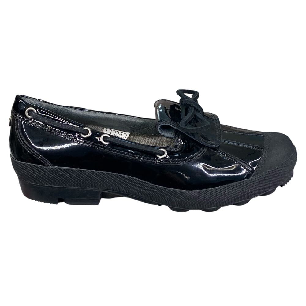 UGG Women’s Ashdale Black Patent Leather Duck Shoes Size US 6